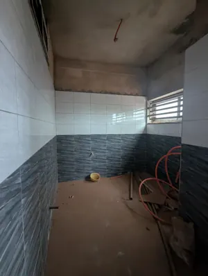 Immeuble R+1 en vente à Agoè 02 Lions – 133 millions FCFA — photo 5
