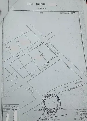 Terrain 998 m² à vendre à Tokoin Hôpital, Lomé – 120 millions FCFA