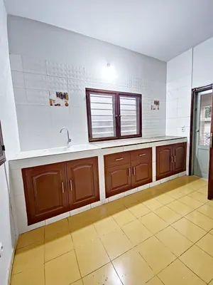 Villa 5 pièces en vente à Avenou (côté restaurant Factory) à 80 mètres du goudron – 365 000 000 FCFA — photo 3