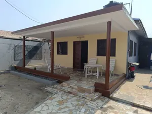Villa 4 pièces en vente en angle de rue à Kodjoviakopé – 70 millions FCFA — photo 2