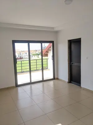 Villa 3 chambres R+1 en vente à Adidogomé Lankouvi sur 375 m² – 66 millions FCFA — photo 5