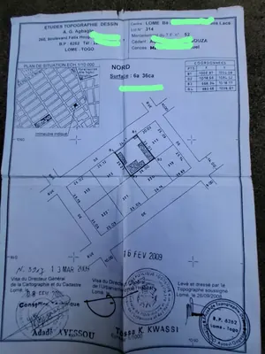 Terrain de plus d'un lot en vente à Bè, à 250 m de l'Hôpital de Bè – 90 000 000 FCFA à débattre