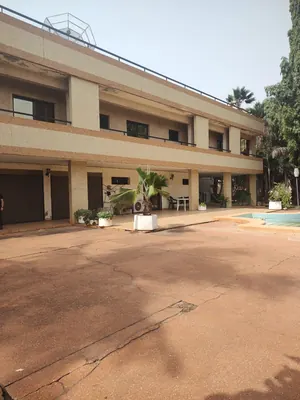Villa duplex 4 chambres 4760 m² en vente bord du goudron à Novissi – 1,5 milliard FCFA — photo 4