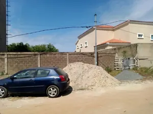 Terrain 1 lot à vendre à Baguida, proche du goudron – 50 millions FCFA — photo 2
