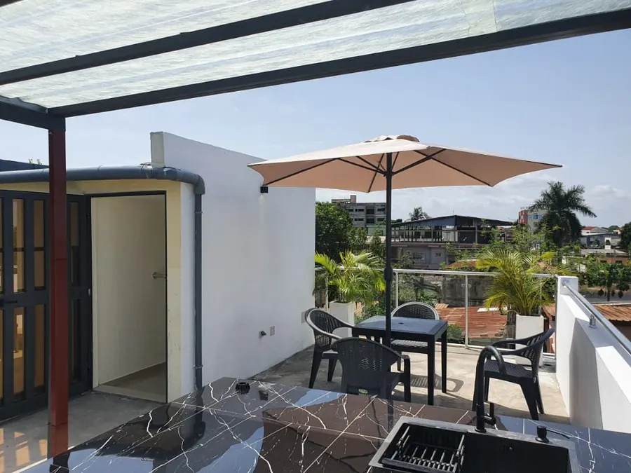 Villa meublée 2 chambres en location à Tokoin Soted – 500 000 FCFA