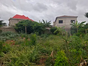 Vente d'un terrain à Nanégbé, 1 lot clôturé, à 100 m du carrefour Bonheur – 25 millions FCFA — photo 5