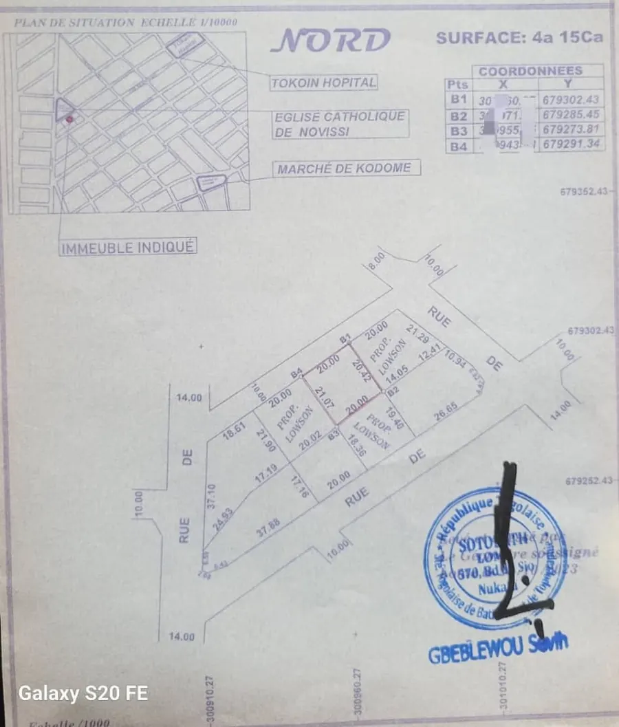 Terrain 450 m² en vente près de l'Église Catholique du Collège Protestant à Lomé – 50 millions FCFA