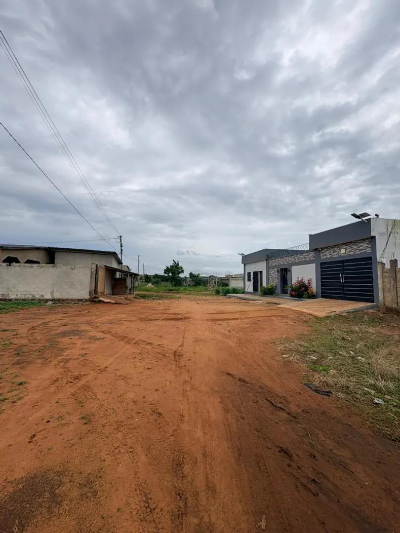 Terrain en vente à Kpala Avenyakè, proche de l'école Humilité et Respect – 9 millions FCFA