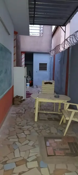 Vente d'une maison à Bè Kpehenou, 8 chambres, 5 boutiques, 453 m², en bordure de route principale – 140 millions FCFA — photo 4