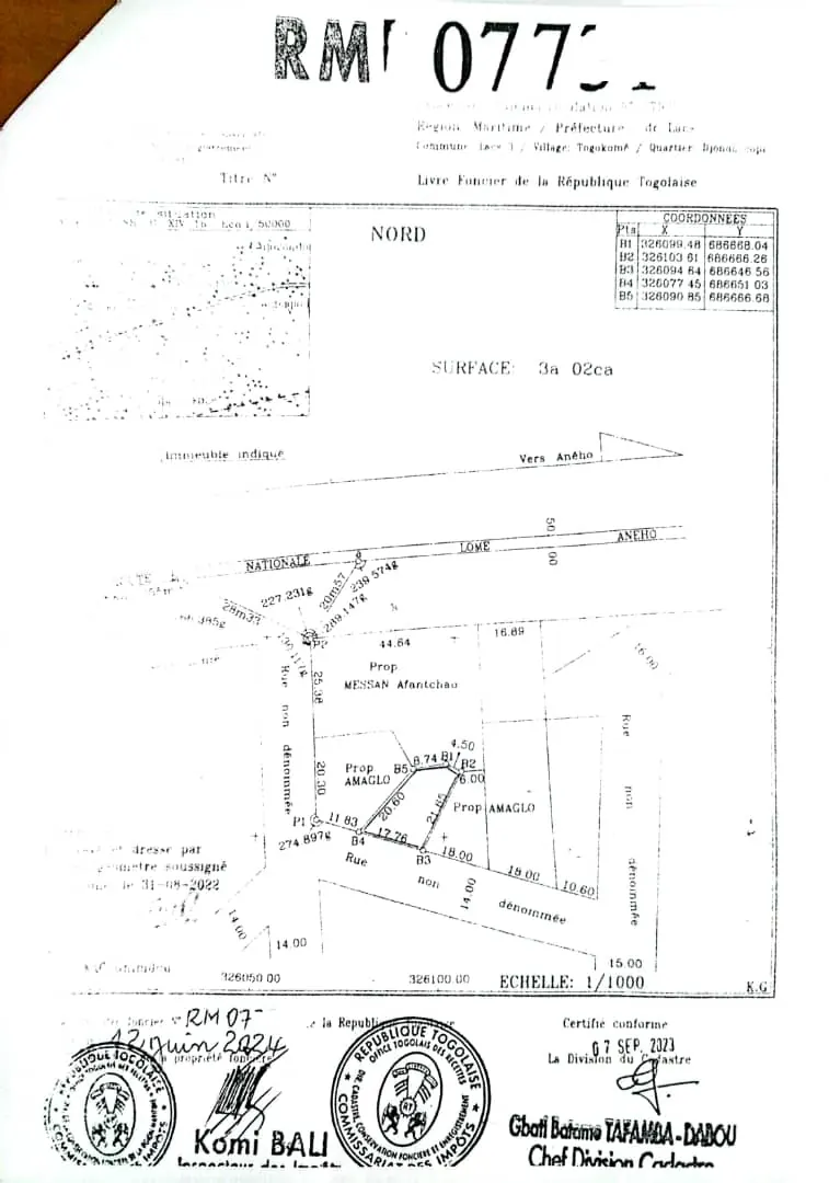 Terrain demi-lot en vente à Togokomé côté plage à 60m du goudron – 12 millions FCFA