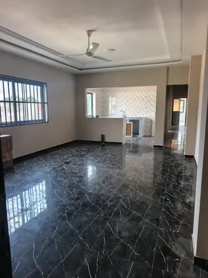 Immeuble avec villa duplex 4 chambres et 4 boutiques en vente à Kégué près du Stade – 250 millions FCFA — photo 5