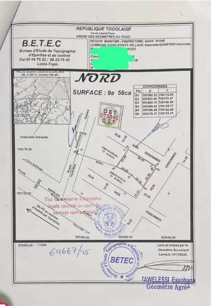 Terrain 956 m² en vente en angle de rue à Adetikopé Soda – 20 millions FCFA