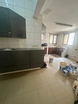 Villa duplex à louer à Tokoin Hôpital à 5 m du goudron – 700 000 FCFA/mois — photo 4