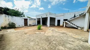 Villa 4 chambres à vendre sur 1 lot à Tokoin Forever – 160 millions FCFA — photo 6