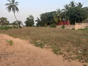 Vente d'un terrain à Agbodrafo, 1 050 m², angle de rue – 16 millions FCFA — photo 3