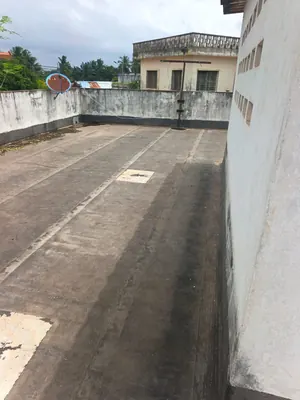 Villa 5 chambres à rénover en vente à Tokoin Hôpital – 75 millions FCFA — photo 3