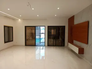 Vente d'une villa à Kégué, 6 chambres, 680 m², avec piscine et jardin – 330 millions FCFA — photo 7
