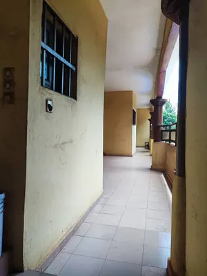 Maison en vente sur 1/4 de lot à Agoè Koffi Panou, proche du goudron – 22 millions FCFA — photo 4