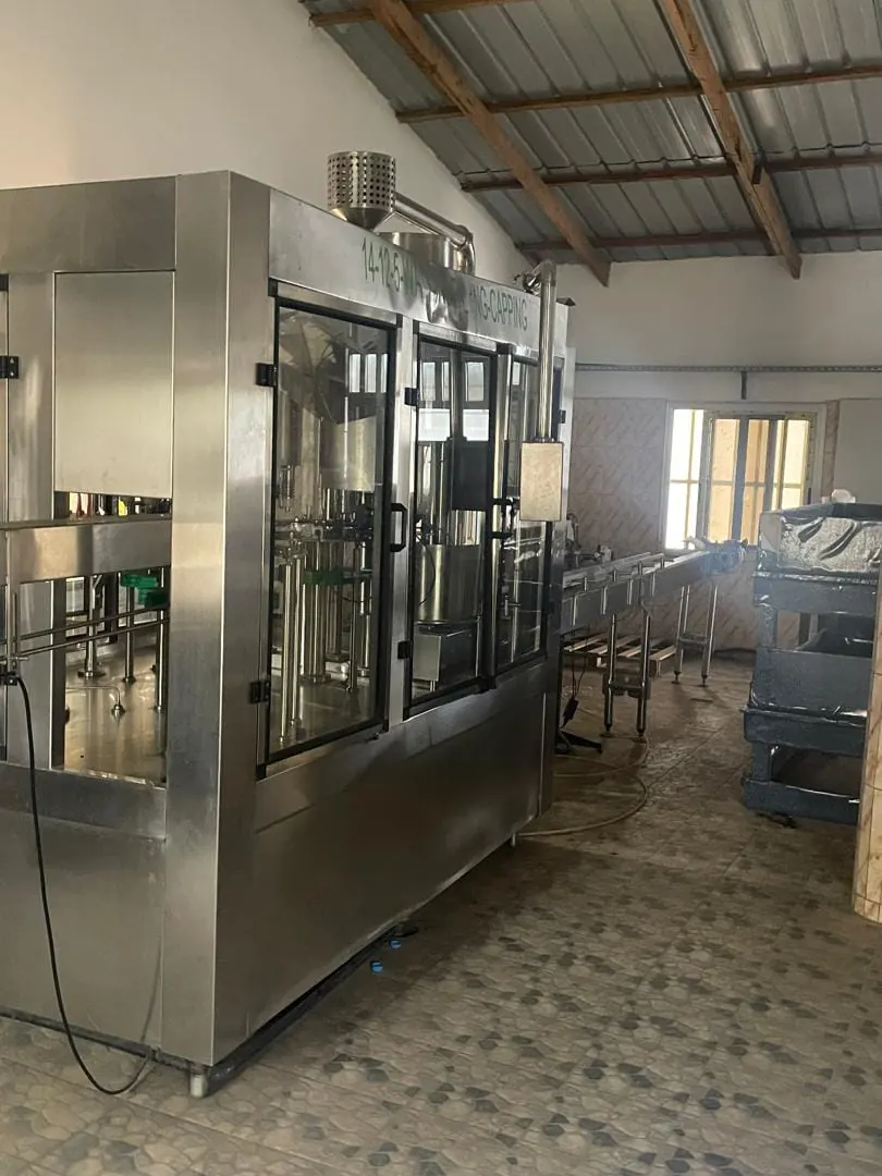 Usine de fabrication de pure water et jus en vente sur 1200 m² à Agoè Zio – 280 millions FCFA