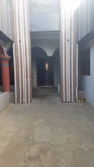 Vente d'une villa à Zanguera Klikame, 1 chambre salon, avec garage, boutique et forage – 25 millions FCFA — photo 6