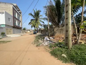Villa 3 chambres inachevée en vente en angle de rue à Adidogomé Avenou – 45 millions FCFA — photo 2