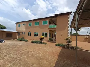 Villa 3 pièces à vendre à Adidogomé Assiyéyé derrière la mairie Golf 7 – à partir de 45 millions FCFA — photo 4