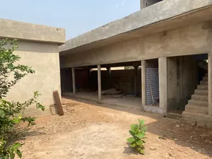 Vente d'une villa à Apessito Sadko, nouvelle construction, demi-lot, 2 chambres, avec jardin, boutique et dépendance – 25 millions FCFA — photo 7