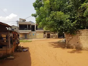 Terrain demi-lot en vente en angle de rue à Légbassito Madjikpeto – 12 500 000 FCFA — photo 4