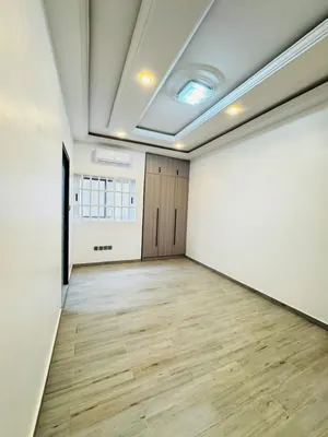 Villa duplex 5 chambres à louer à Agoè Réserve – 1 000 000 FCFA/mois — photo 4