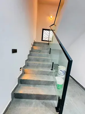 Villa triplex 6 chambres 400 m² à vendre à Djidjolé, proche du goudron – 280 millions FCFA — photo 3