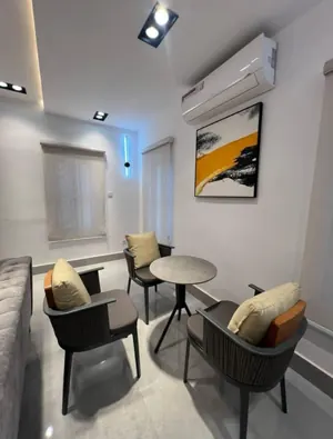 Villa meublée 2 chambres avec piscine à louer à Djidjolé Kouvahey – 1 000 000 FCFA/mois — photo 4