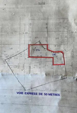 Terrain 1109 m² en vente à Agoè Telessou (Carrefour Pardon) – 45 millions FCFA