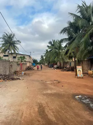 Terrain 1 lot (600 m²) en vente à Agoé Entreprise de l'Union – 33 millions FCFA