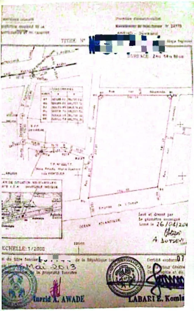 Terrain de 2 hectares 54 ares en vente à Devikinmé, bord de l'Océan Atlantique – 25 millions FCFA le lot