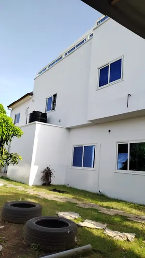 Vente d'une villa à Tokoin Wuiti, 5 chambres, R+2, avec piscine et jardin – 820 millions FCFA à débattre — photo 20