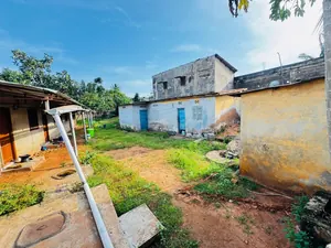 Terrain 396 m² en vente à Djidjolé, proche du goudron – 35 000 000 FCFA