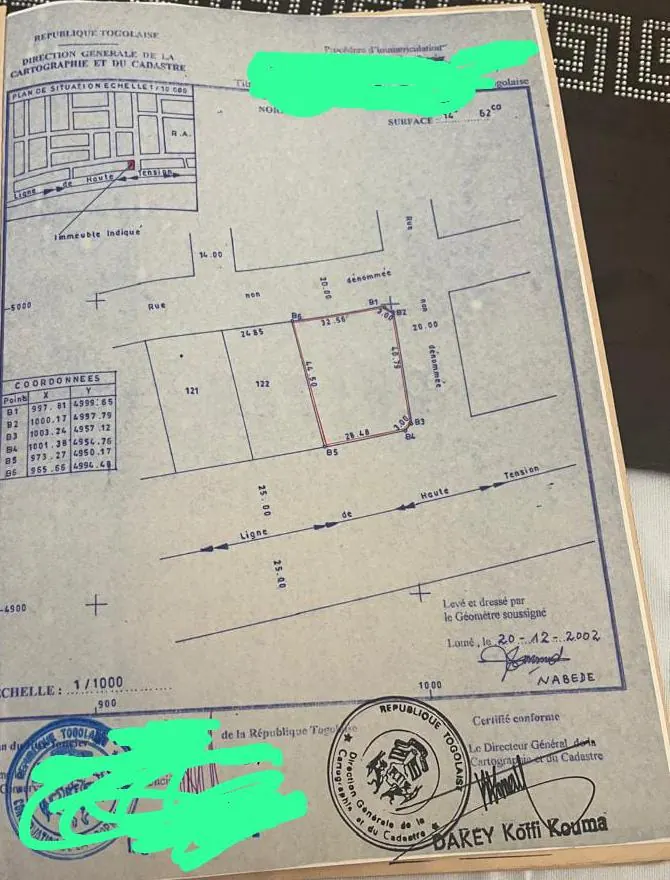 Terrain de 1462 m² en vente à Kégué Kpatcha, 2 angles de rue – 170 millions FCFA