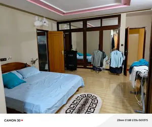 Villa 5 chambres en vente sur 1 lot et demi en angle de rue à Avedji Léo 2000 – 300 millions FCFA — photo 5