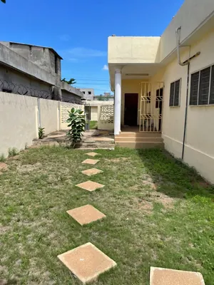 Vente d'une villa à Avepozo, 3 chambres, à 500m du goudron, avec jardin et dépendances – 80 millions FCFA — photo 3
