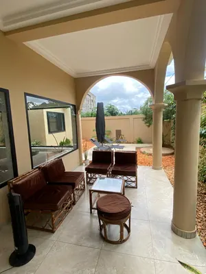 Vente d'une villa à Zanguera, 3 chambres au RDC + dépendances, 600 m², à 1,5 km du goudron – 120 millions FCFA à débattre — photo 7