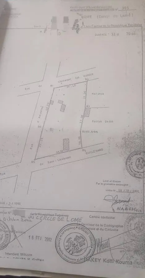Terrain 3370 m² en vente au Grand Marché Nopato à Lomé – 1,5 milliard FCFA