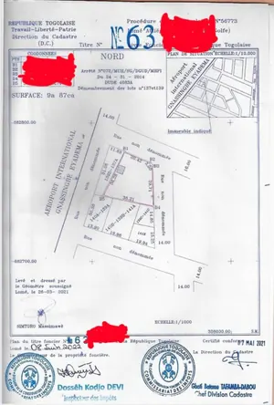 Terrain 987 m² en vente à Attiégou, derrière l'aéroport – 70 millions FCFA