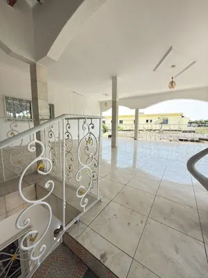 Villa duplex 4 chambres à louer à Nyékonakpoè – 800 000 FCFA — photo 2