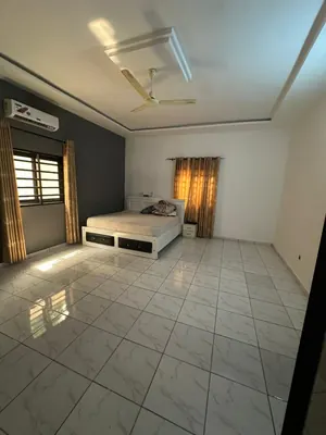Villa 4 chambres meublée avec piscine à vendre à Kpogan Agodékè – 200 millions FCFA — photo 4