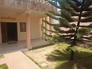 Villa duplex 5 pièces à louer à Agoé Lycée Mairie – 500 000 FCFA
