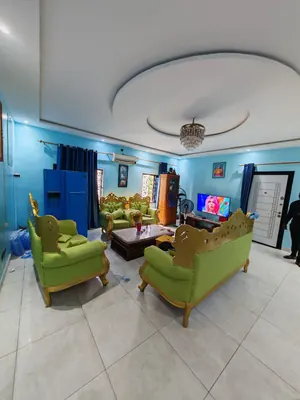 Villa duplex 4 chambres 300 m² en vente en bordure de goudron à Attiégou – 90 millions FCFA — photo 2