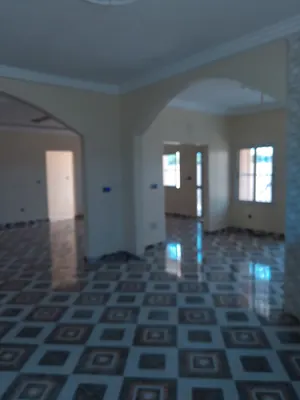 Location et vente d'une villa à Adetikopé Kpotave, nouvelle construction, 4 chambres, 1 lot, avec magasin et dépendance – 120 000 FCFA/mois ou 80 millions FCFA — photo 9