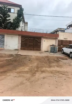 Villa 3 chambres de 300 m² en vente à Avedji – 45 millions FCFA — photo 1