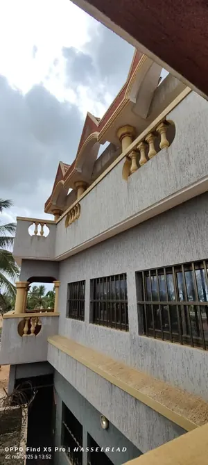 Villa duplex 9 chambres à vendre à Assigomé – 75 millions FCFA — photo 2