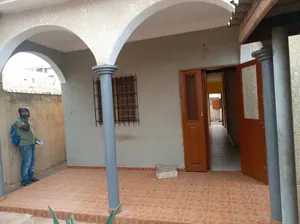 Villa 2 chambres en vente en bord du goudron à Agoé Assiyéyé – 35 000 000 FCFA — photo 3